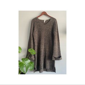 2/20$🤍 Moiety large long sleeved Brown Dress